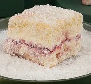 imagem do produto Bolo Gelado de Morango | 120g