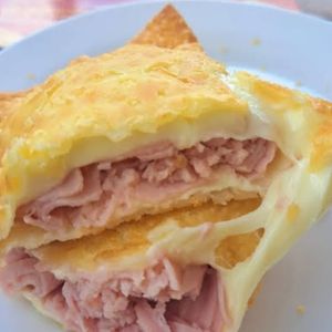 imagem do produto Queijo c/ presunto (20cm)