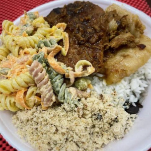 imagem do produto Pernil com Macarronese 