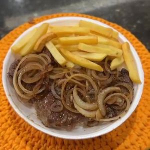 imagem do produto Bife Com Fritas