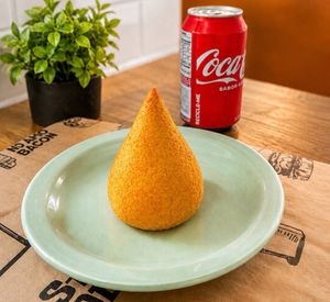 imagem do produto Coxinha Frango com Requeijão