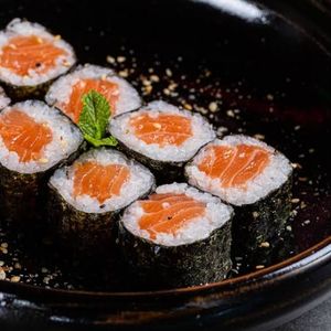 imagem do produto hossomaki salmão