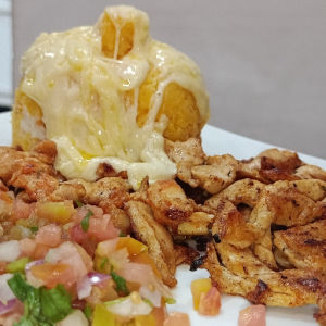 imagem do produto Cuscuz, frango, queijo mussarela e vinagrete