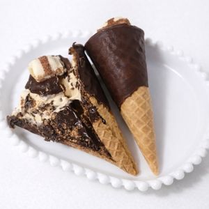 imagem do produto Cone trufado de Kinder Bueno 
