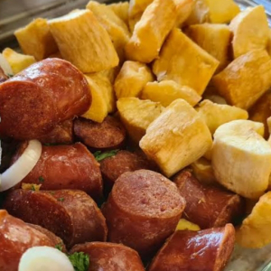 imagem do produto Linguiça mineira com aipim