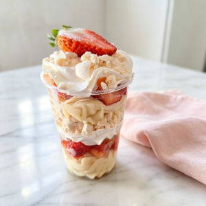 imagem do produto Copo merengue de morango