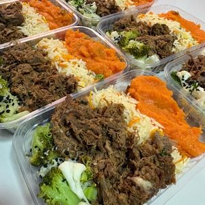 imagem do produto Purê de abóbora com carne desfiada e mix de legumes