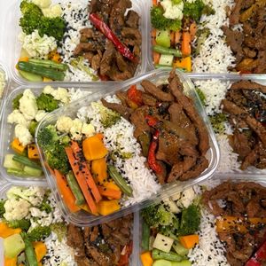 imagem do produto Carne oriental com arroz carb e legumes