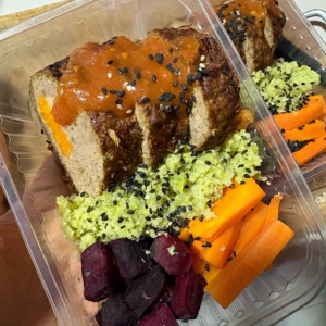 imagem do produto Rocambole de carne recheado com legumes e arroz low carb