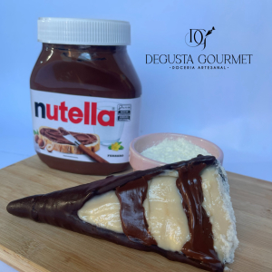 imagem do produto Cone Trufado de Ninho com Nutella 