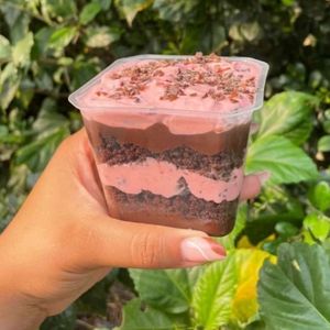 imagem do produto Bolo chocolate c/ mousse de morango 