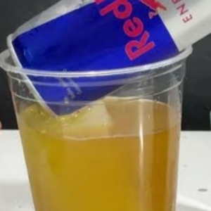 imagem do produto Copão Red label com Red Bull 700ml