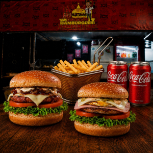 imagem do produto X Calabresa + X Egg + Porção Fritas P + 2 Coca cola Lata