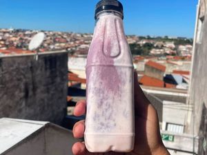 imagem do produto Batida de Açaí com Mousse de morango (500ml)