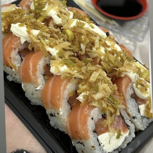 imagem do produto Uramaki Filadélfia especial com alho poró 