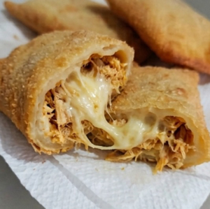 imagem do produto Enroladinho Frango com Queijo