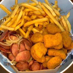 imagem do produto Porção de mine chicken com batata
