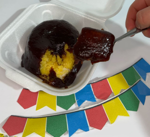 imagem do produto Mini bolo vulcão de milho com goiabada