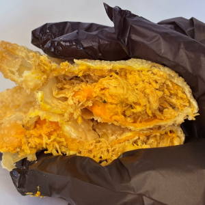 imagem do produto Pastel de Frango com Cheddar