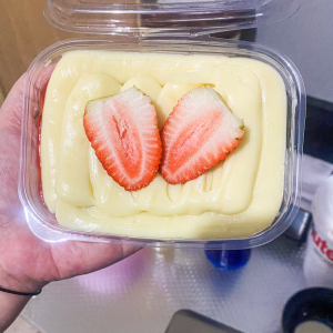imagem do produto Pavê Ninho c/ Geleia de Morango Artesanal - 300g