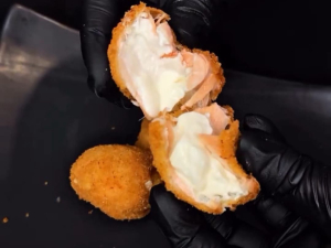 imagem do produto Bolinho de salmão Premium