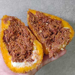 imagem do produto Big Coxona Carne seca com Cream cheese É UMA REFEIÇÃO