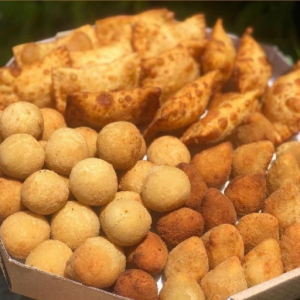 imagem do produto Cento de salgadinho misto