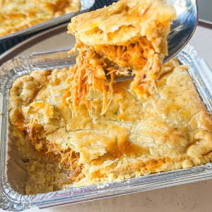 imagem do produto Empadão de frango cremoso 400 gramas