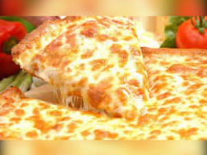 imagem do produto Pizza Media de 4 Queijos ( 6 fatias )