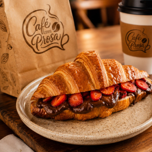 imagem do produto Croissant de morango