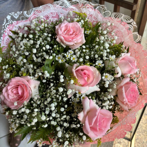 imagem do produto Buque 6 rosas cor de rosa (clara ou pink)