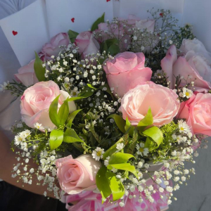 imagem do produto Buquê 12 rosas cor de rosas 9 (clara ou pink)