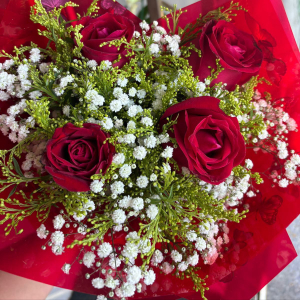 imagem do produto Buquê 4 rosas vermelhas