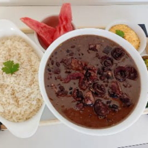 imagem do produto Feijoada completa Serve 2 pessoas( tudo separado