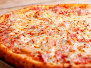 imagem do produto Pizza Media De Presunto