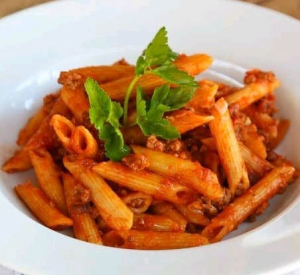 imagem do produto Penne Fatto a Mano Alla Ragú de Bolonhesa