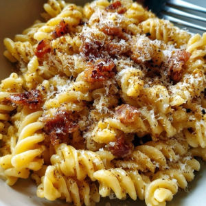imagem do produto Fusilli Fatto a Mano Allla Carbonara 