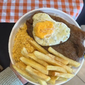 imagem do produto Bife a cavalo