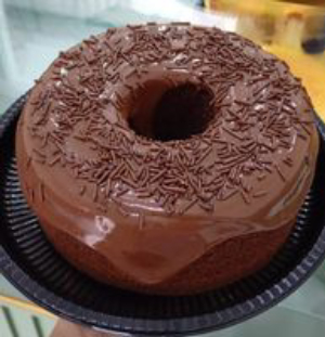 imagem do produto Bolo de Chocolate c/ Calda de Brigadeiro 50%