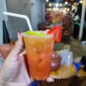 imagem do produto Caipiroska tradicional de morango com limão