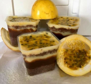 imagem do produto Bolo de chocolate com maracujá