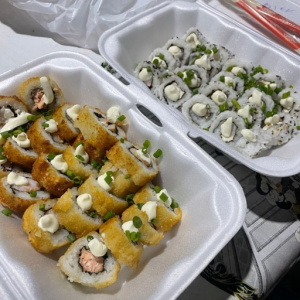 imagem do produto URAMAKI DE SALMÃO 