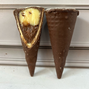 imagem do produto Cone Trufado de Ninho com Nutella