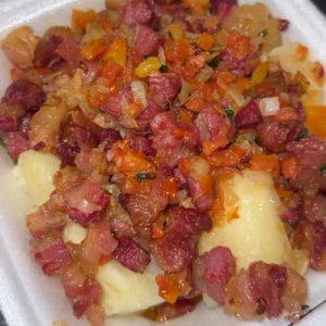 imagem do produto Macaxeira com charque