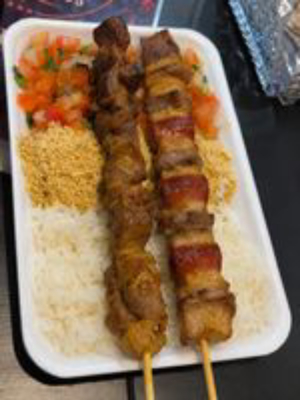 imagem do produto marmitex com 2 Espeto