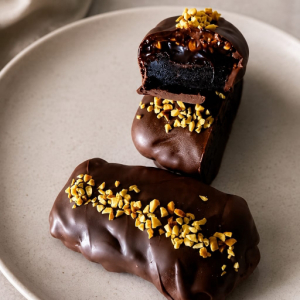 imagem do produto Mega bombom chocolate e amendoim