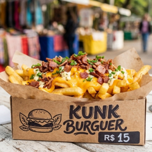 imagem do produto Porção de batata frita com creme cheddar e salsicha