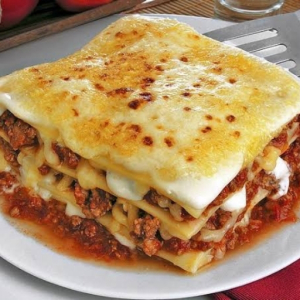 imagem do produto Lasanha a bolonhesa de carne 