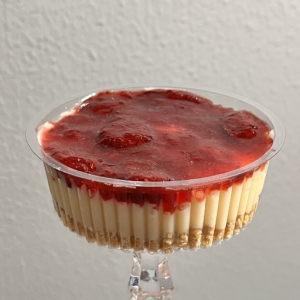 imagem do produto Tortinha de Ninho com Morango