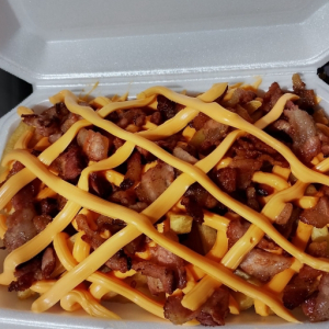 imagem do produto Batata com cheddar e bacon 